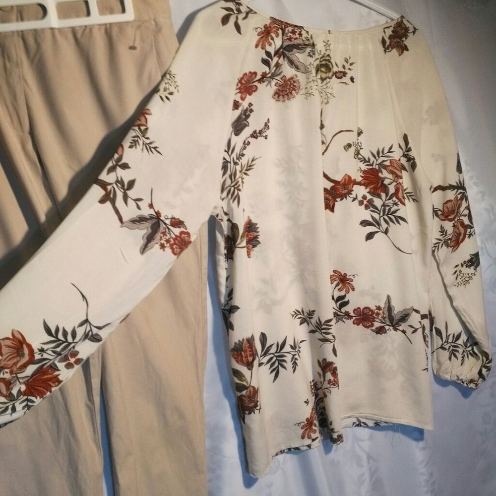 Cleo summer long sleeved top size med